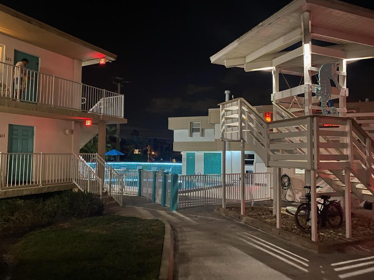 Carousel Beach Inn Fort Myers Beach Kültér fotó