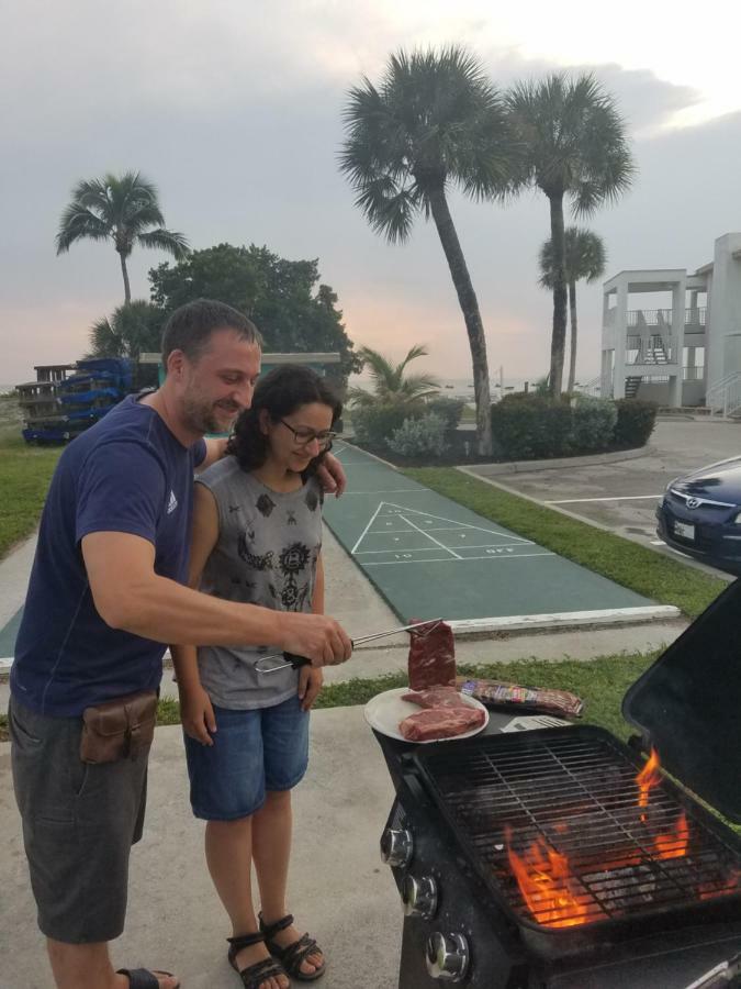 Carousel Beach Inn Fort Myers Beach Kültér fotó