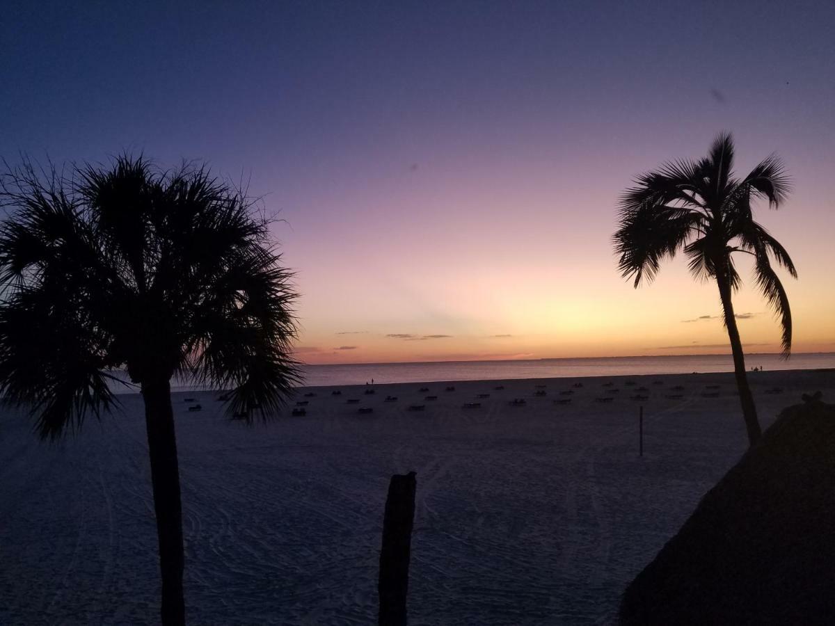 Carousel Beach Inn Fort Myers Beach Kültér fotó